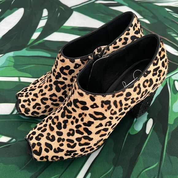 Shoes of Prey brown and black animal print booties with sparkle heels - Picture 3 of 11